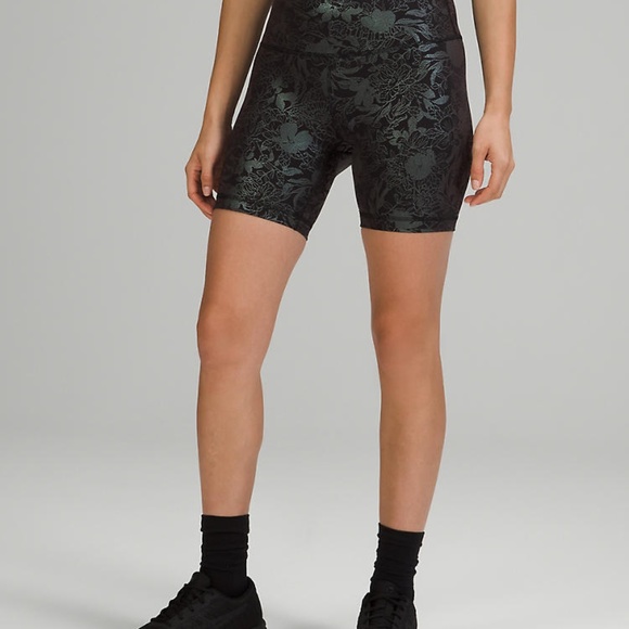 🆕 Lululemon Wunder Train Short 6", Size 8, Brand New - Picture 5 of 5